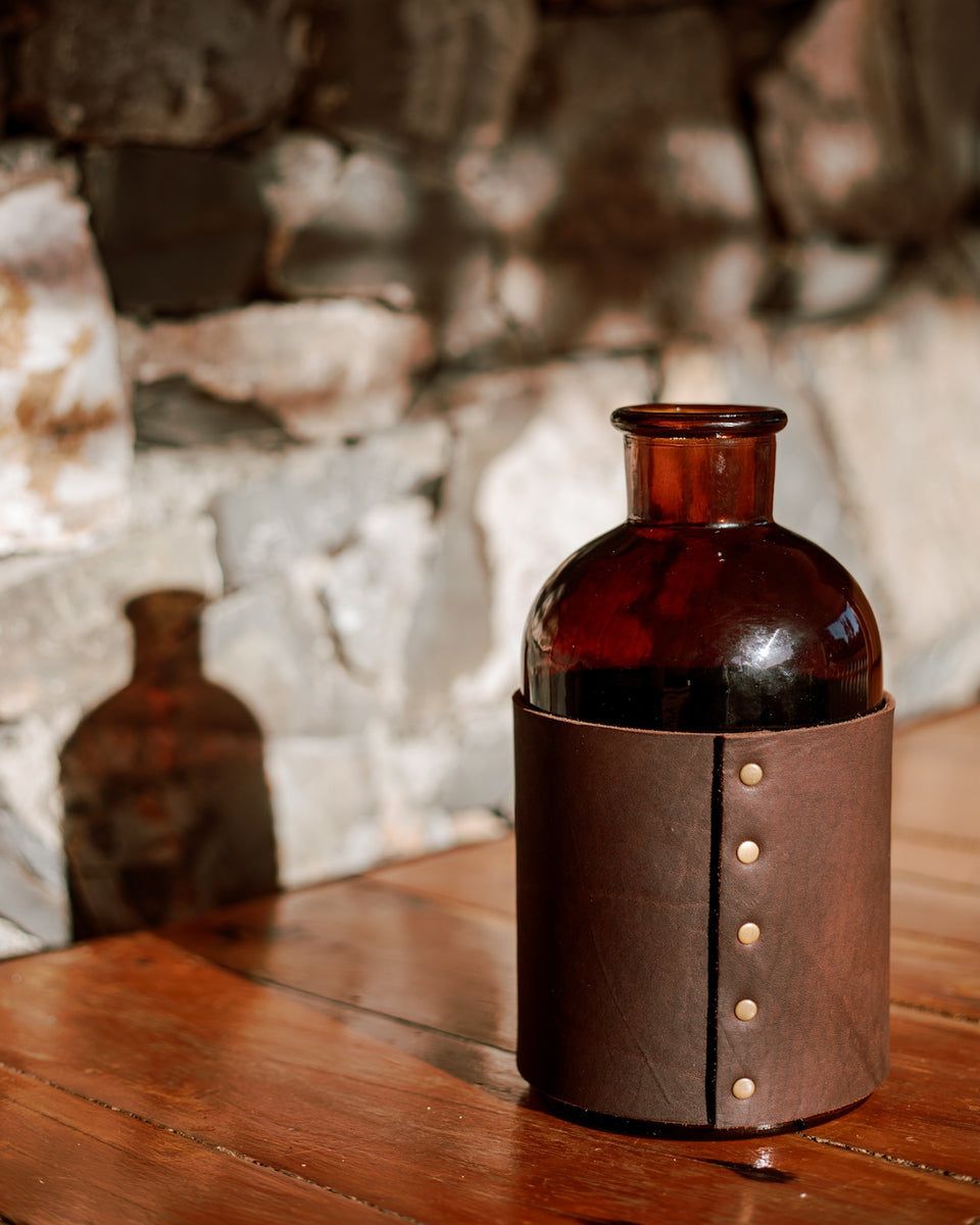 Vaz Flè Amber Vase with Leather Sleeve Haiti Made